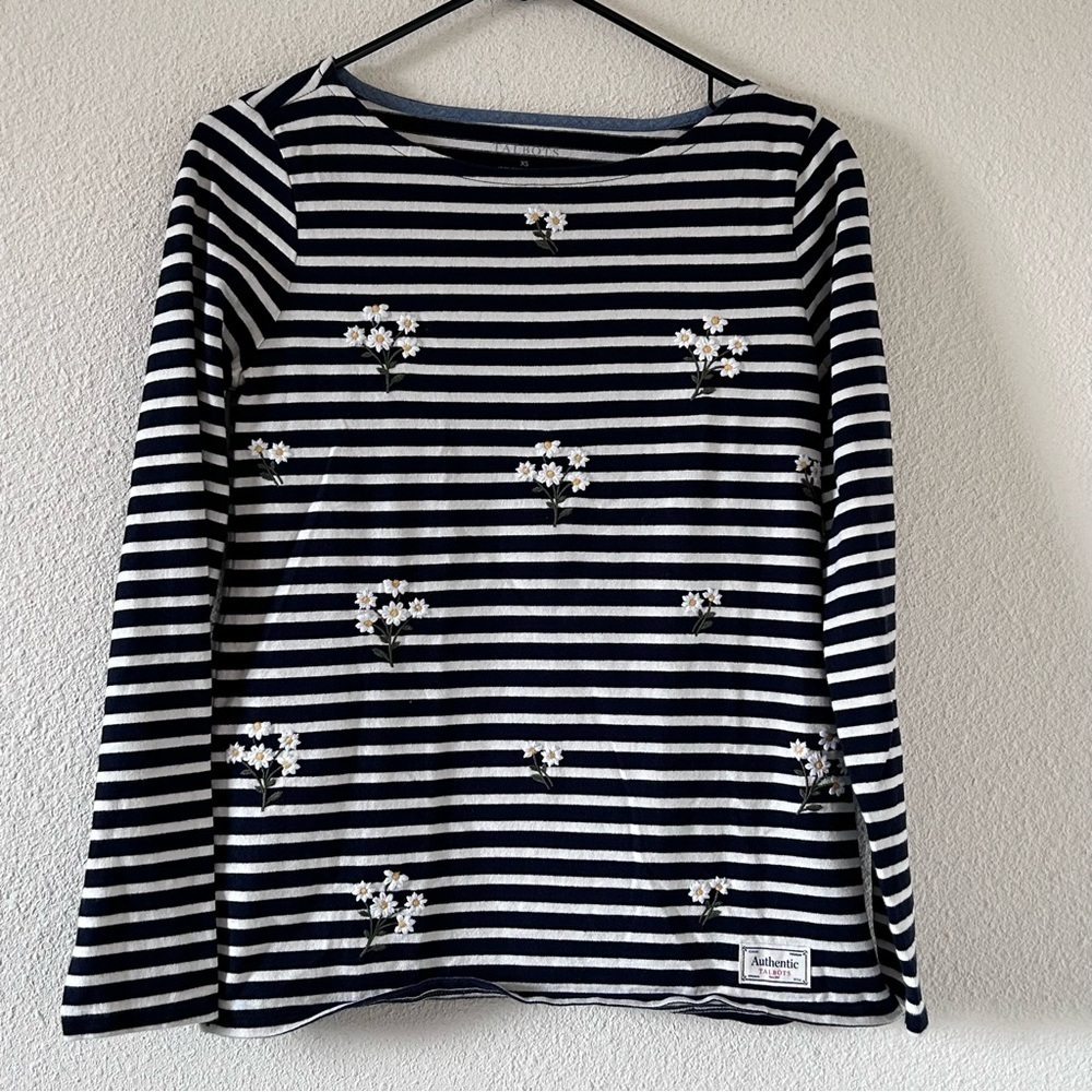 Talbots Women’s Shirt XSmall Blue White Stripes Embroidered Daisies Coastal